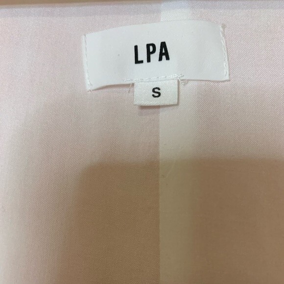 NWOT LPA Revolve Puff Sleeve Button Up Dress in Baby Pink. Size Small - Picture 6 of 9